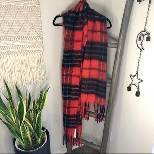 NWT Urban Outfitters Plaid Black Red Scarf Brand New with Tag